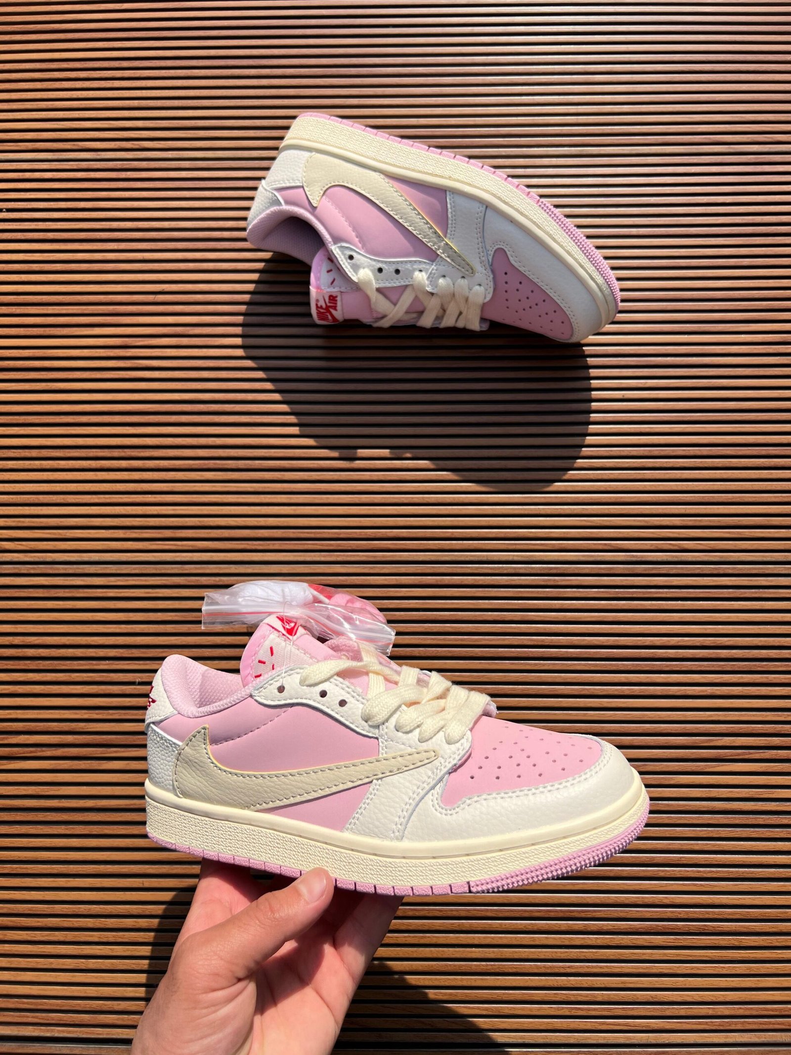 Cut Low Leather Sneakers – Premium Girls Street Style (5)