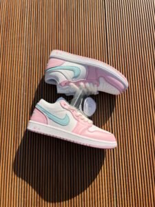 Cut Low Pink Leather Sneakers – Premium Girls Street Style (2)