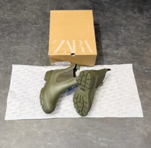 Green Chelsea Boots for Girls – Modern Store Style Essential (4)