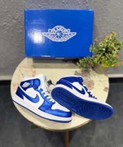 Retro 1 Mid Royal Sneakers – Classic Street Essential (1)