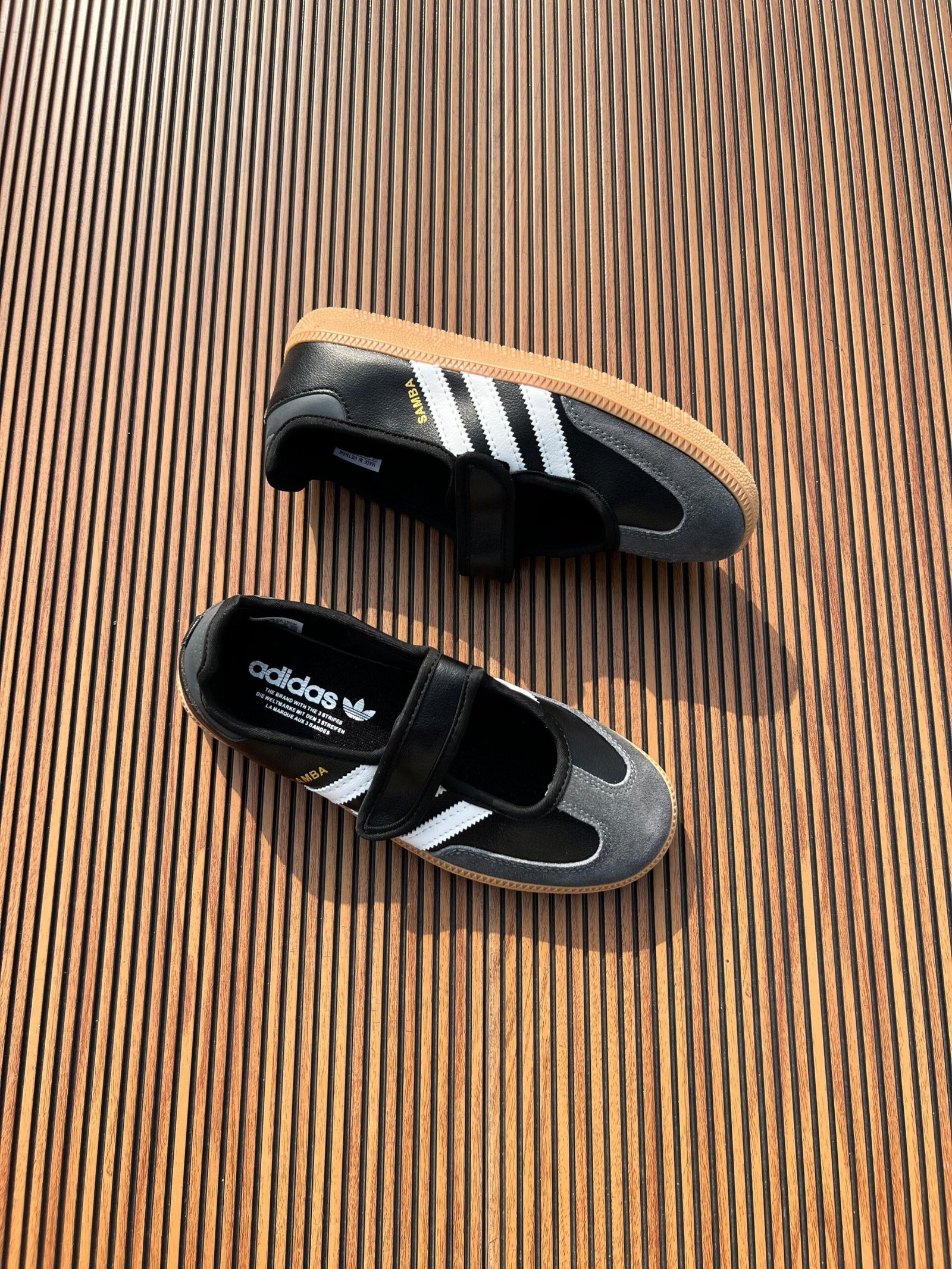 Samba Jane Girls Sneakers – Red & Black Classic Style (4)