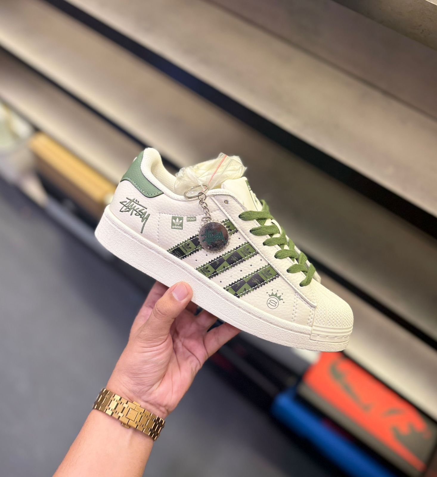 Superstar Camo Edition Sneakers – Bold Street Style Classic (2) Superstar Camo Edition Sneakers – Bold Street Style Classic (2)