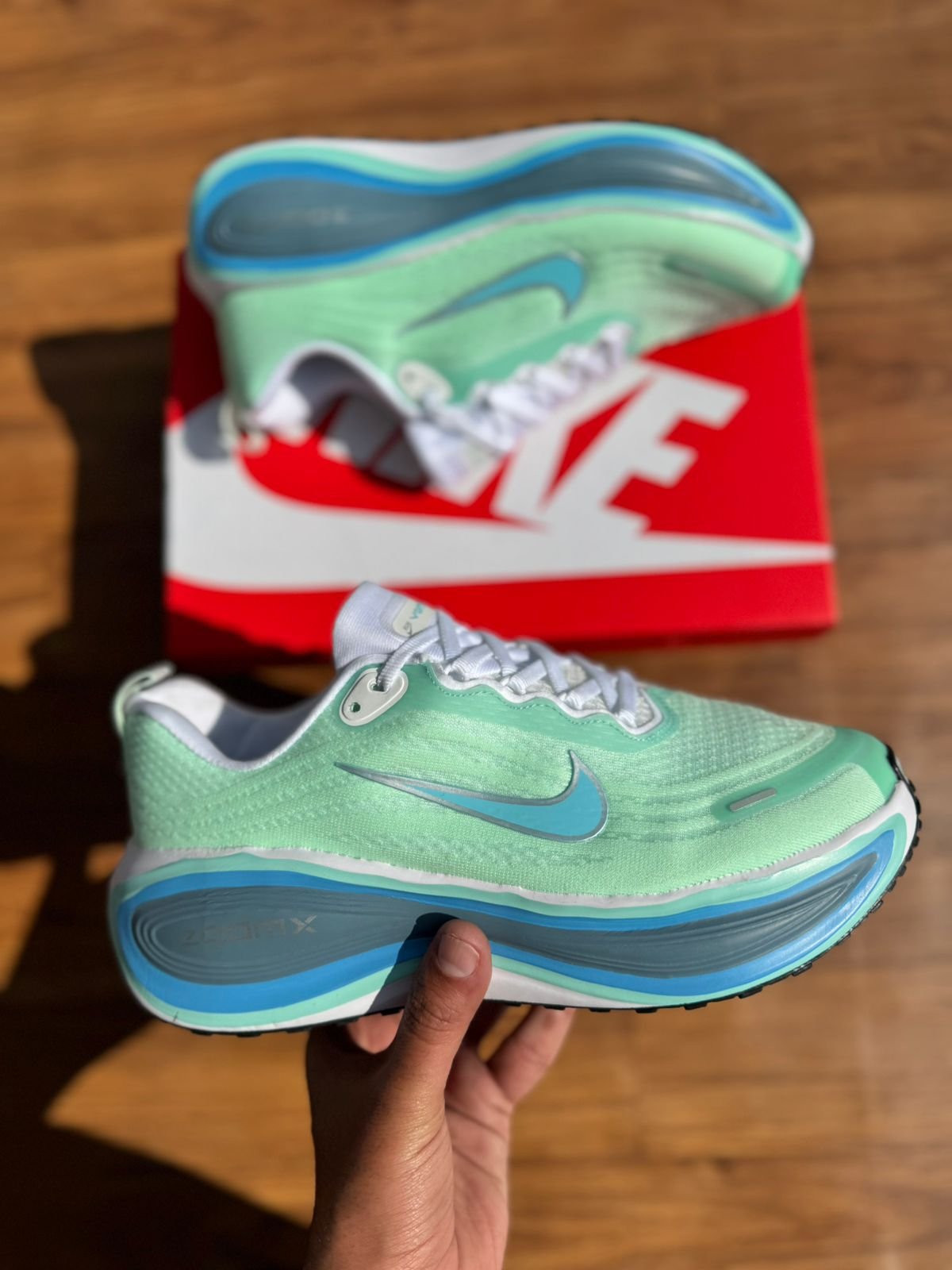 Zoom Vomero Plus Sneakers – Lightweight Sport Comfort (5 Colors) (4) Zoom Vomero Plus Sneakers – Lightweight Sport Comfort (5 Colors) (4)