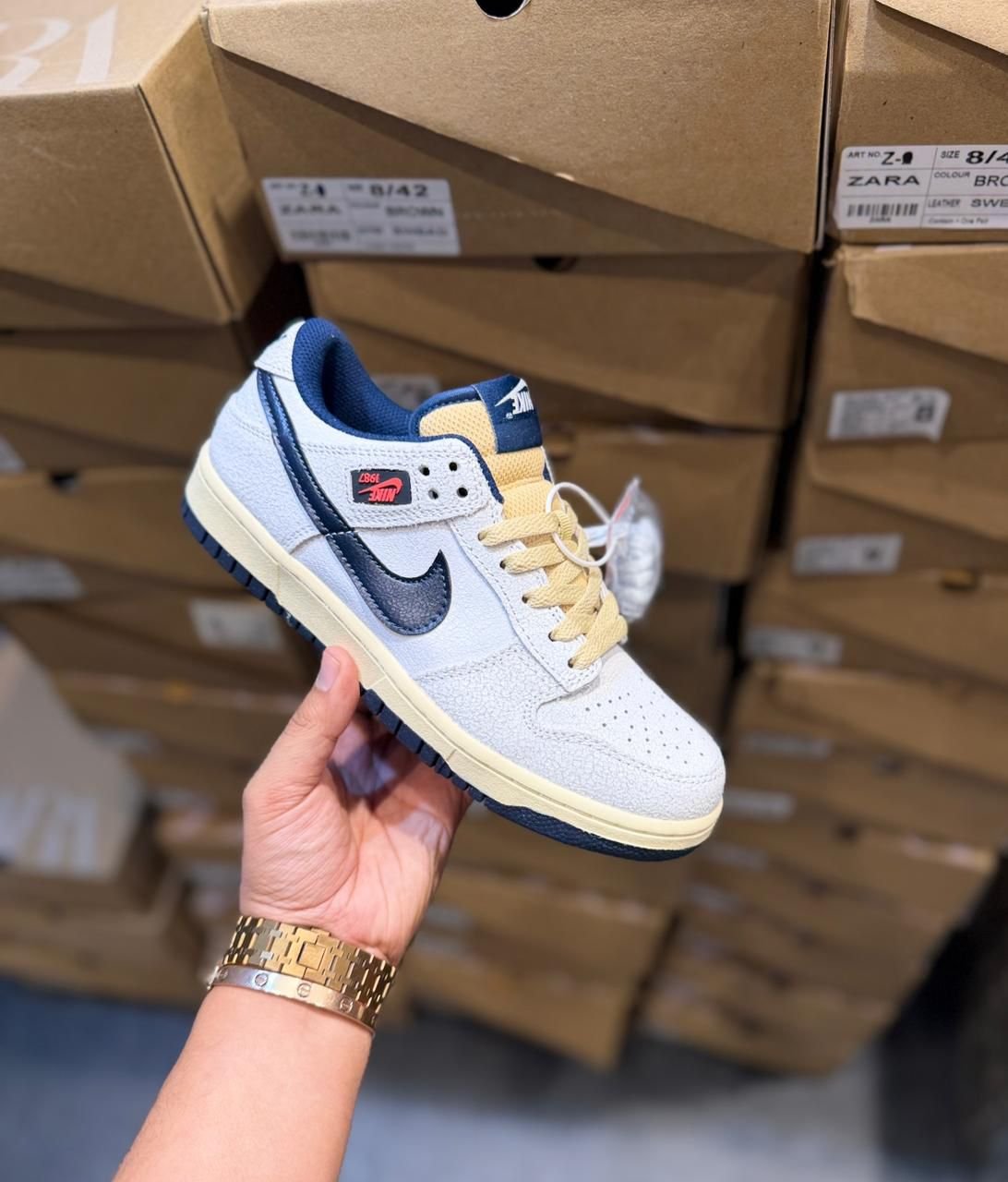 Dunk 2026 Vintage Pack Sneakers – Retro Street Style Edition