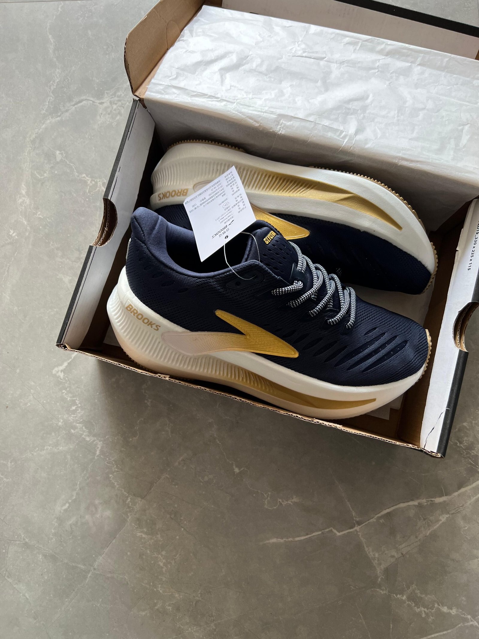 Glycerin Max 2 Sneakers – Ultra Soft Running Comfort