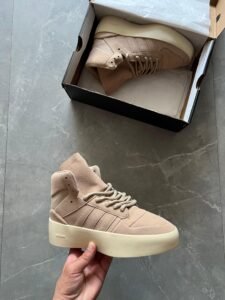 High Top Minimal Sneakers – Premium Street Style Comfort