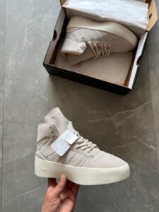High Top Minimal Sneakers – Premium Street Style Comfort