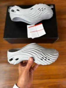 Lightweight Comfort Clogs – Everyday Casual Slip-On Shoes