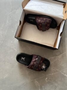 Premium Comfort Slides – Luxury Style Daily Wear