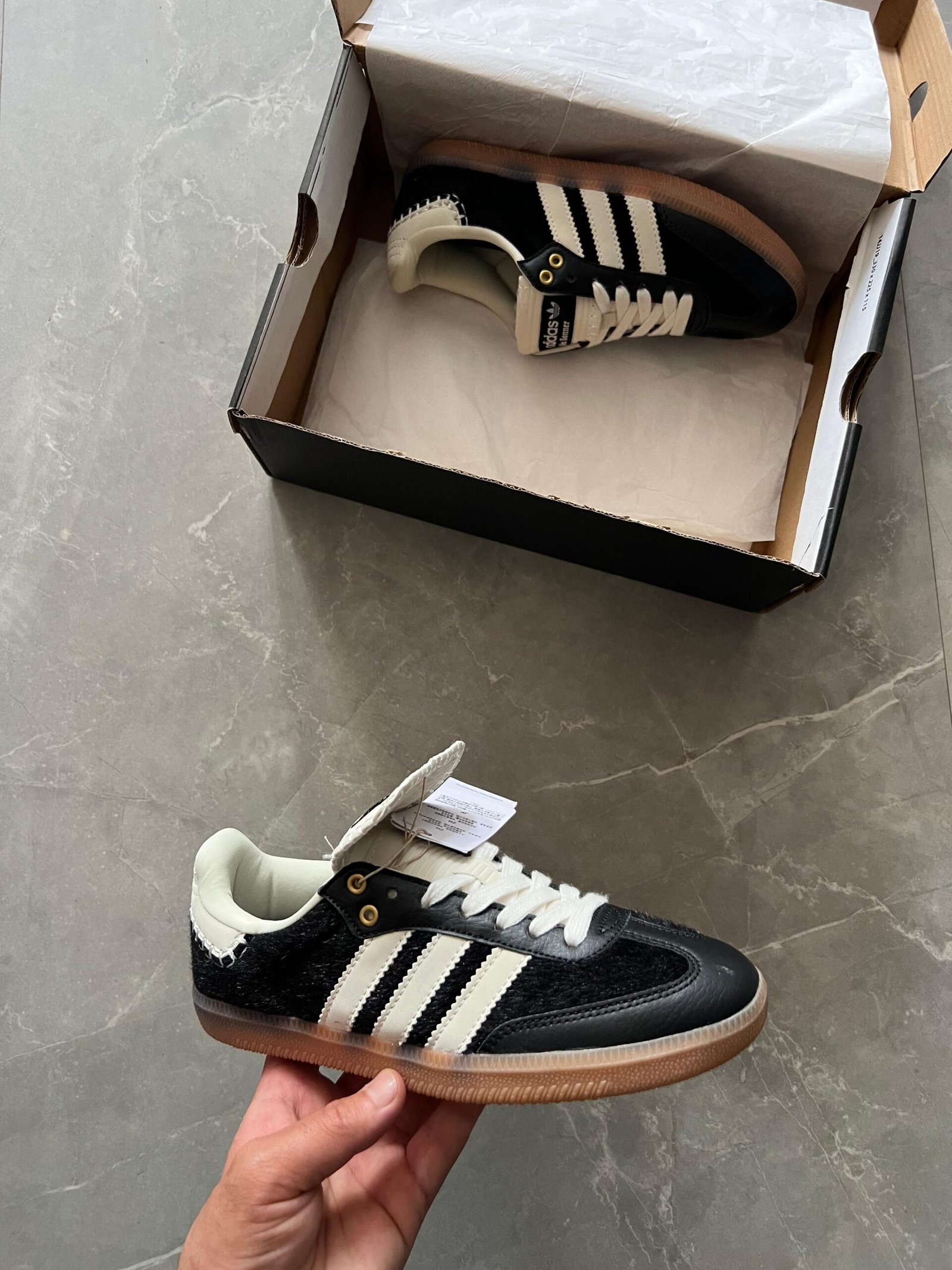 Premium Retro Low Top Sneakers – Stylish Casual Shoes for Girls (1) Premium Retro Low Top Sneakers – Stylish Casual Shoes for Girls