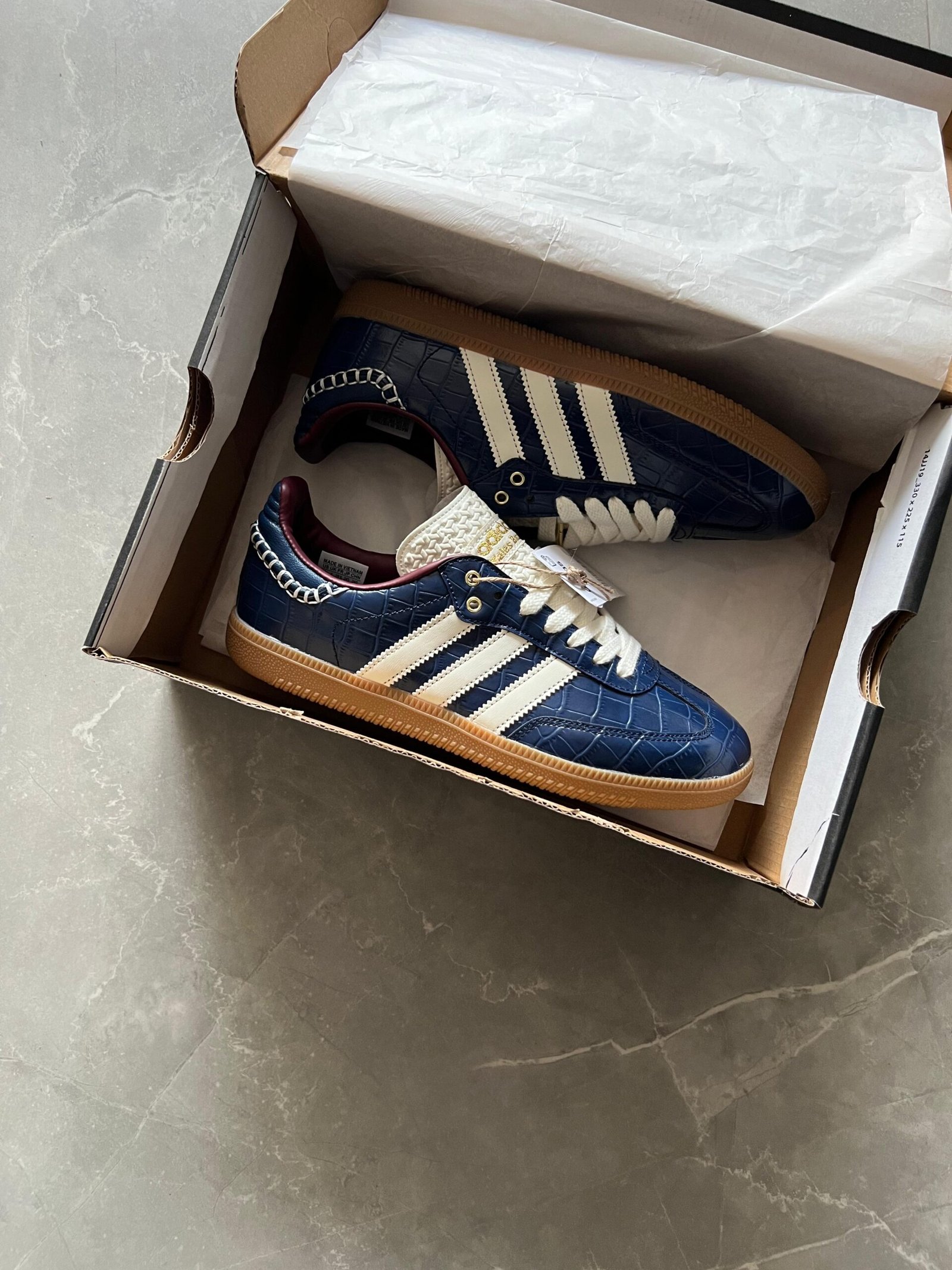 Premium Retro Low Top Sneakers – Stylish Casual Shoes for Girls (3) Premium Retro Low Top Sneakers – Stylish Casual Shoes for Girls