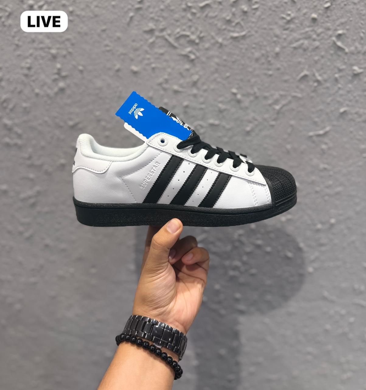 Superstar 2nd Generation Oreo – Classic Street Style Edition