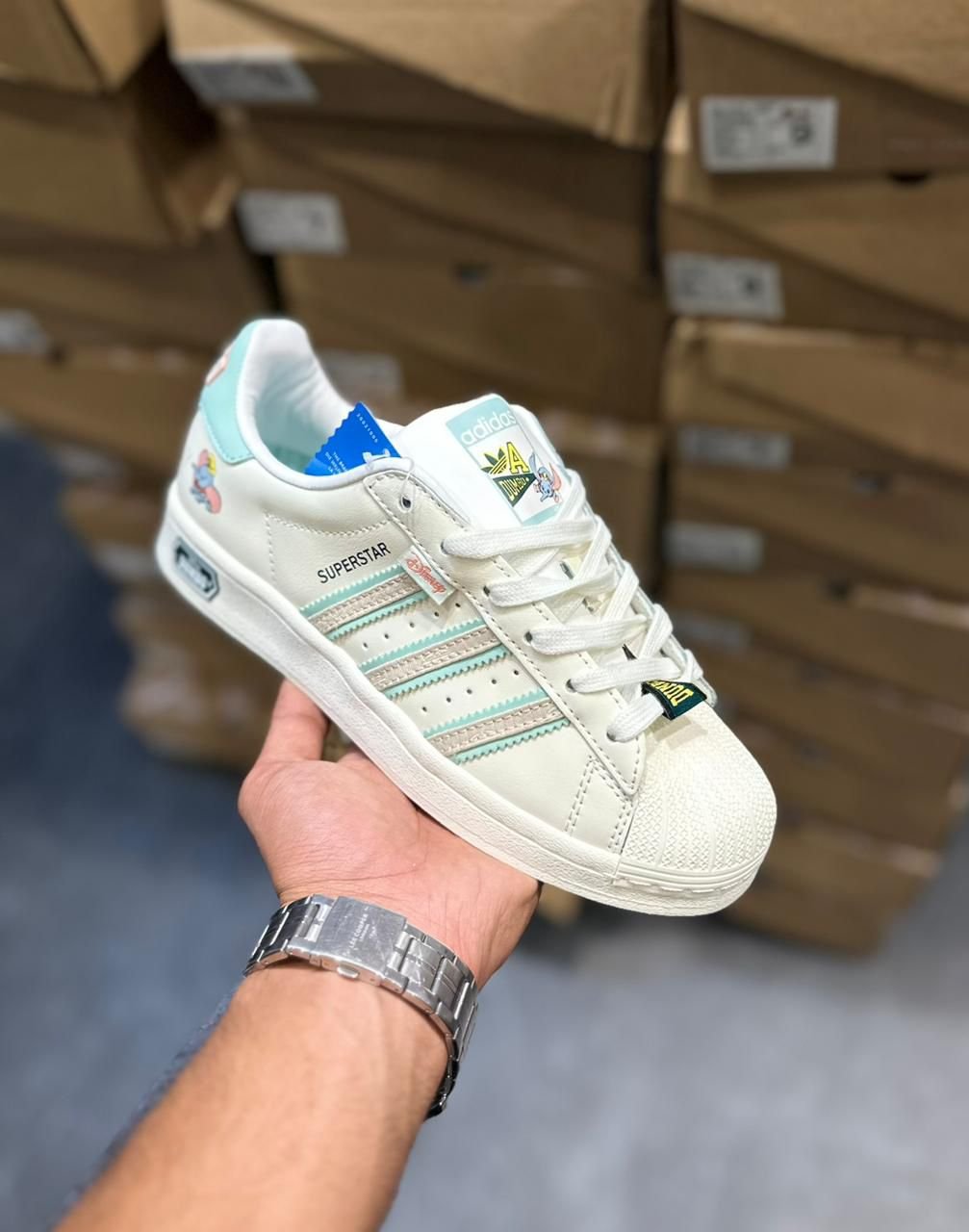 Superstar White Cartoon Edition – Playful Street Style Sneakers