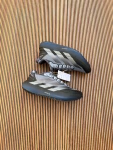 Black White Running Sneakers – Ultra Light Performance Trainers