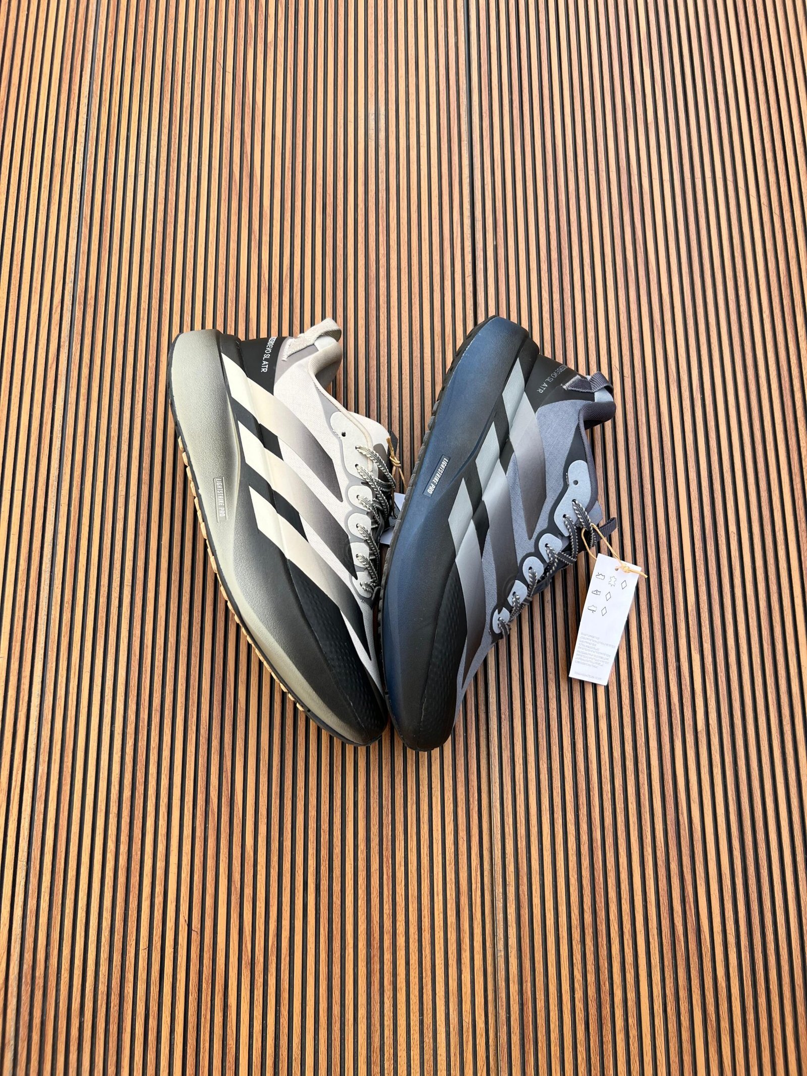 Black White Running Sneakers – Ultra Light Performance Trainers