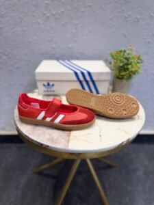 Classic Retro Mary Jane Sneakers – Stylish Casual Shoes for Girls