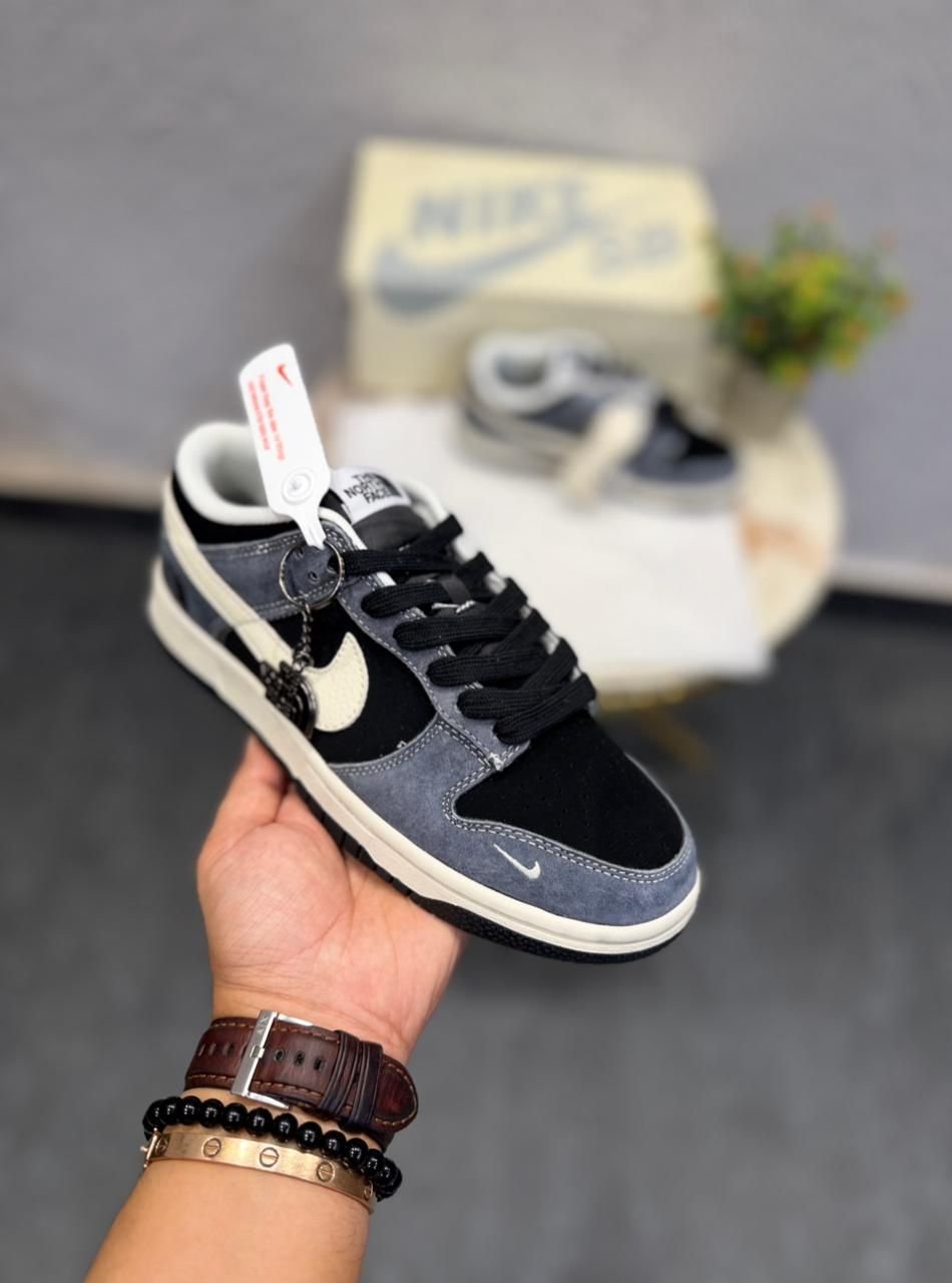 Black Grey Low Top Sneakers – Premium Comfort & Trendy Design