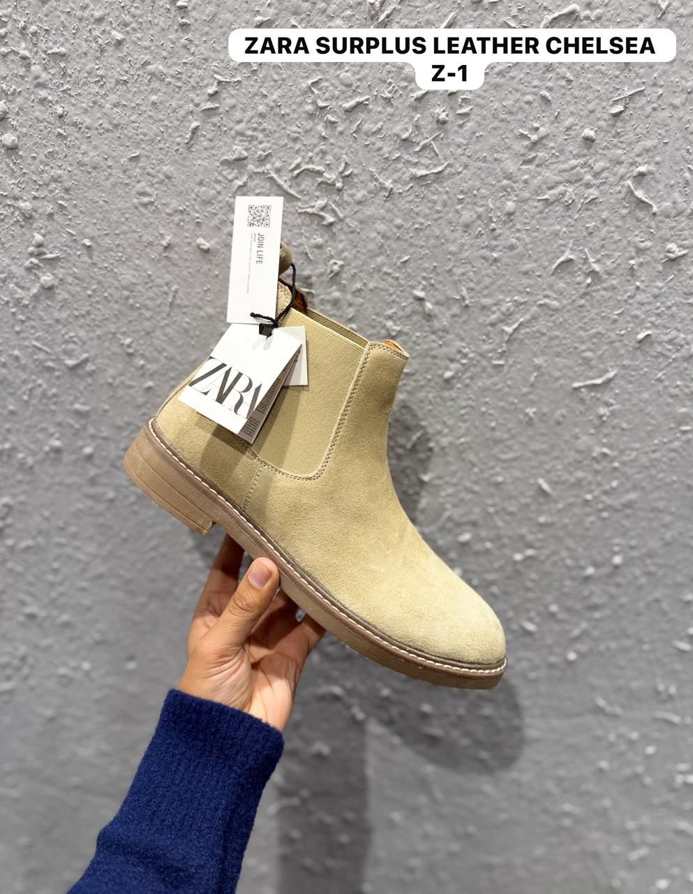 Premium Chelsea Boots – Stylish Comfort & Modern Design (4) Premium Chelsea Boots – Stylish Comfort & Modern Design (4)