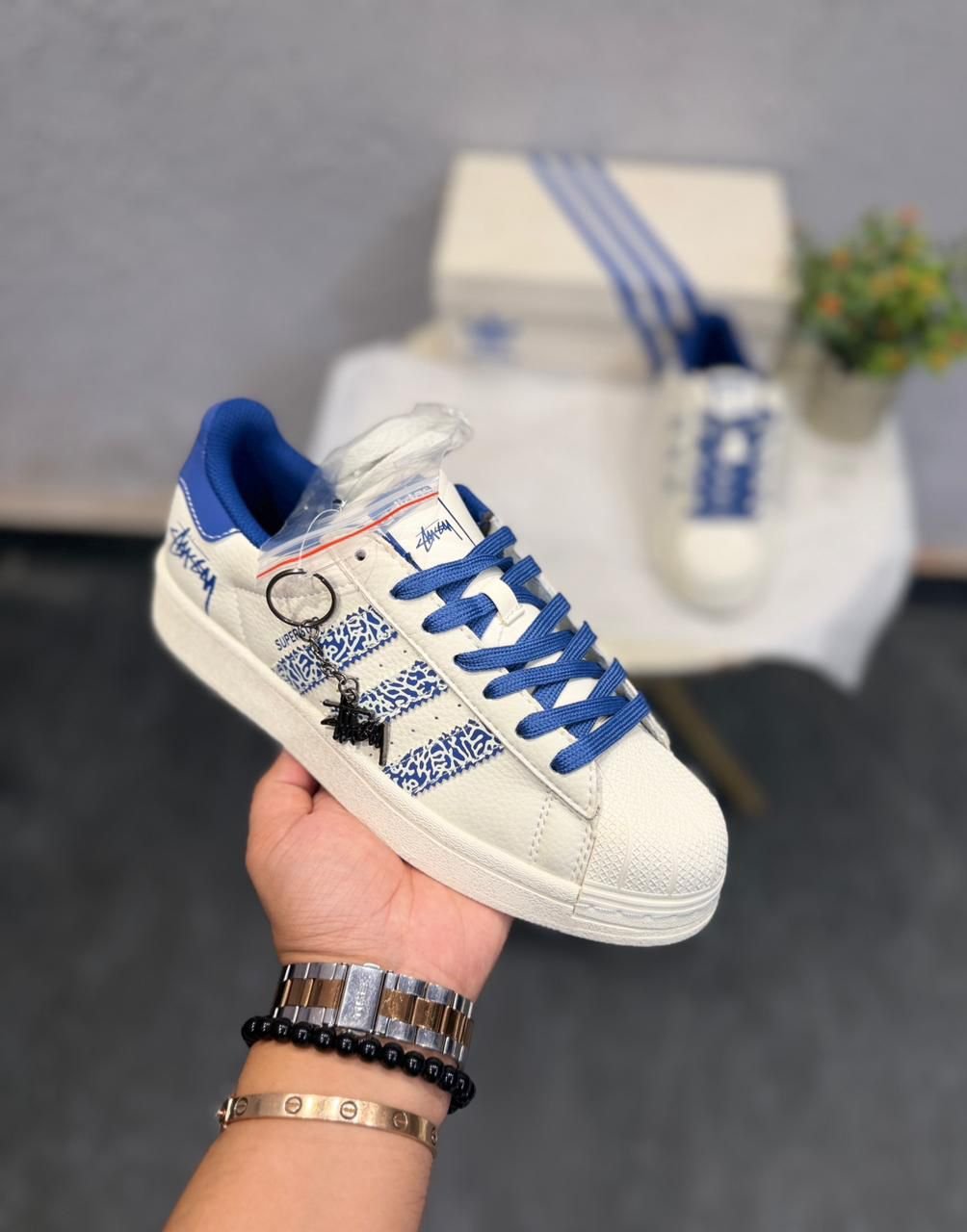 White Blue Low Top Sneakers – Premium Comfort & Trendy Design
