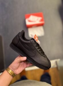 Black Leather Heritage Sneakers – Premium Comfort & Vintage Appeal