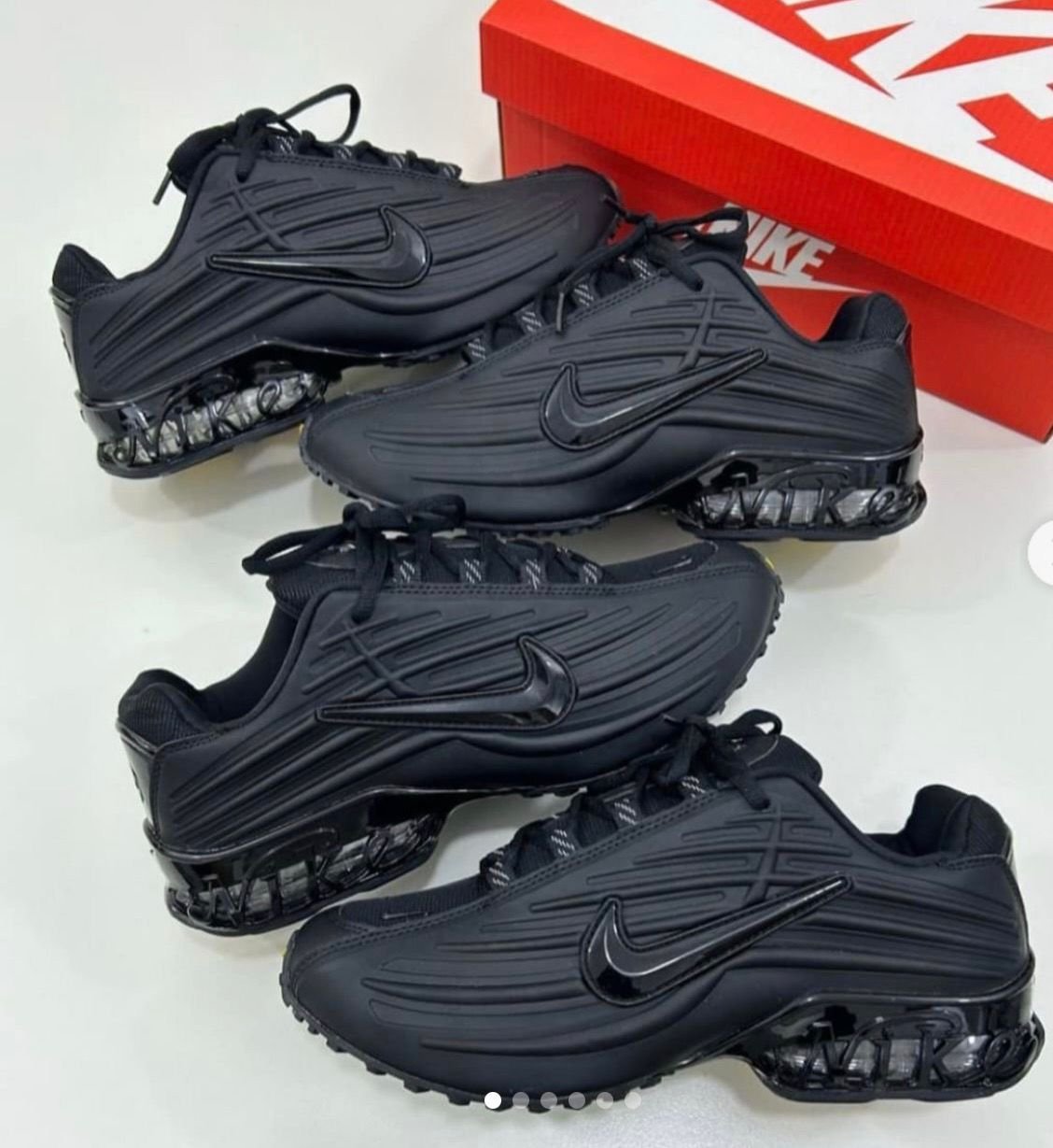 Black Street Runner Sneakers – Premium Comfort & Urban Performance