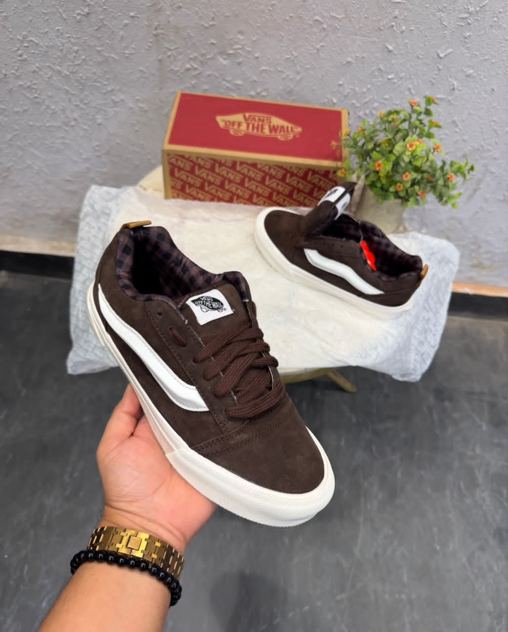Coffee Brown Chunky Sneakers – Vintage Comfort & Streetwear Style