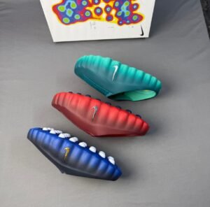 Dual Tone Comfort Clogs – Lightweight Style & Everyday Ease