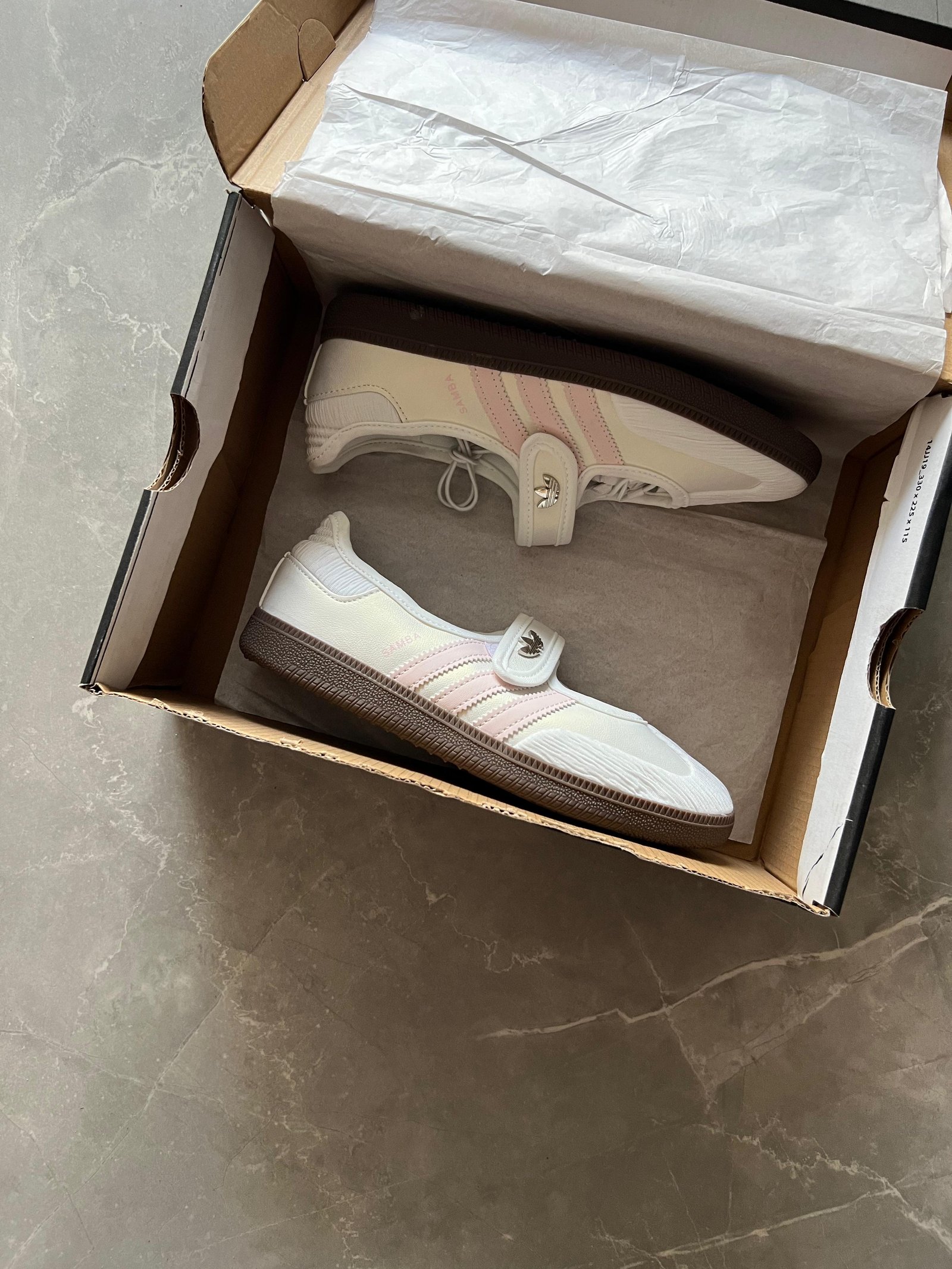 Girls Mary Jane Sneakers – Premium Comfort & Classic Style