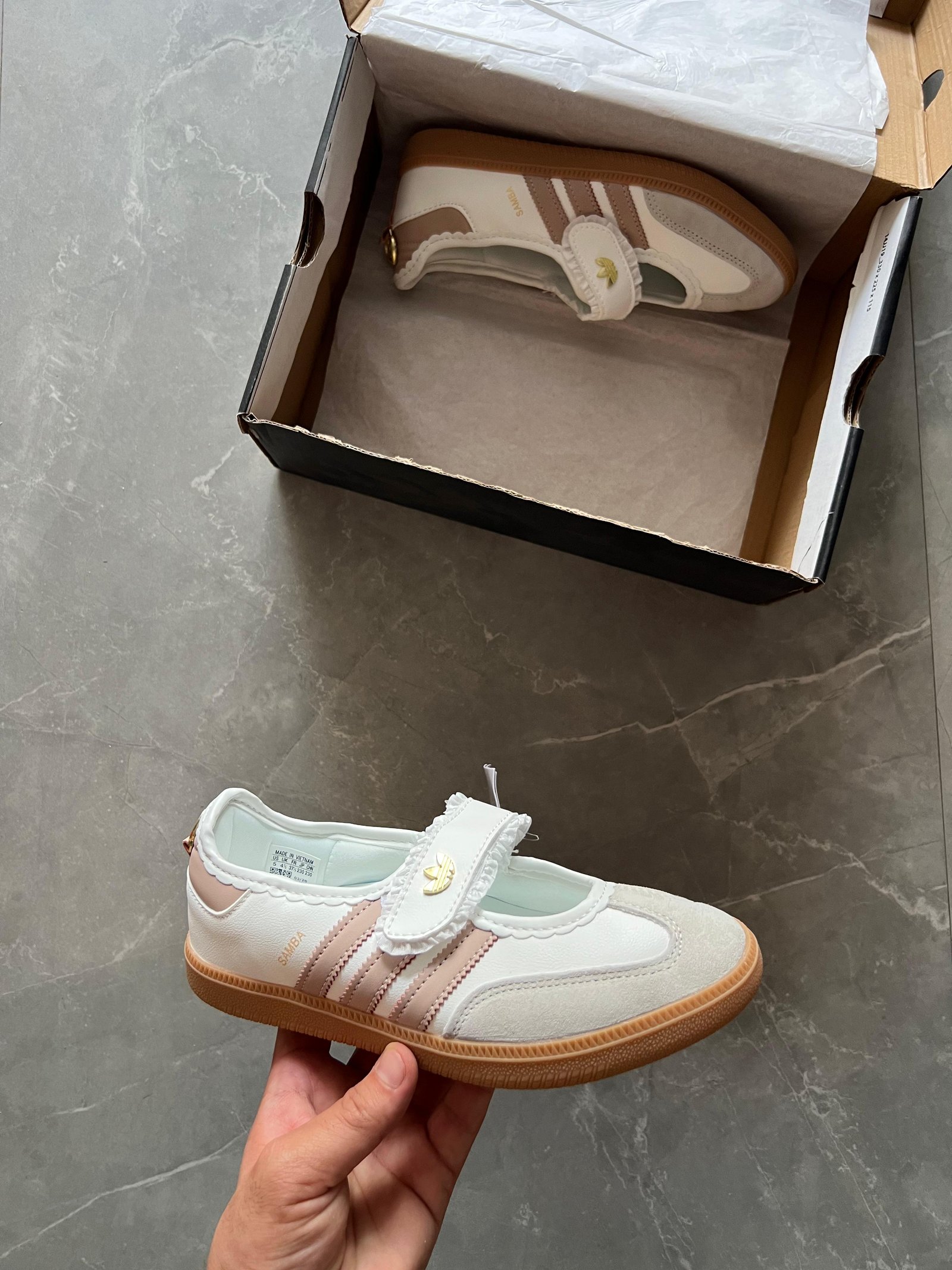 Girls Mary Jane Sneakers – Premium Comfort & Classic Style