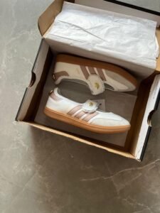 Girls Mary Jane Sneakers – Premium Comfort & Classic Style