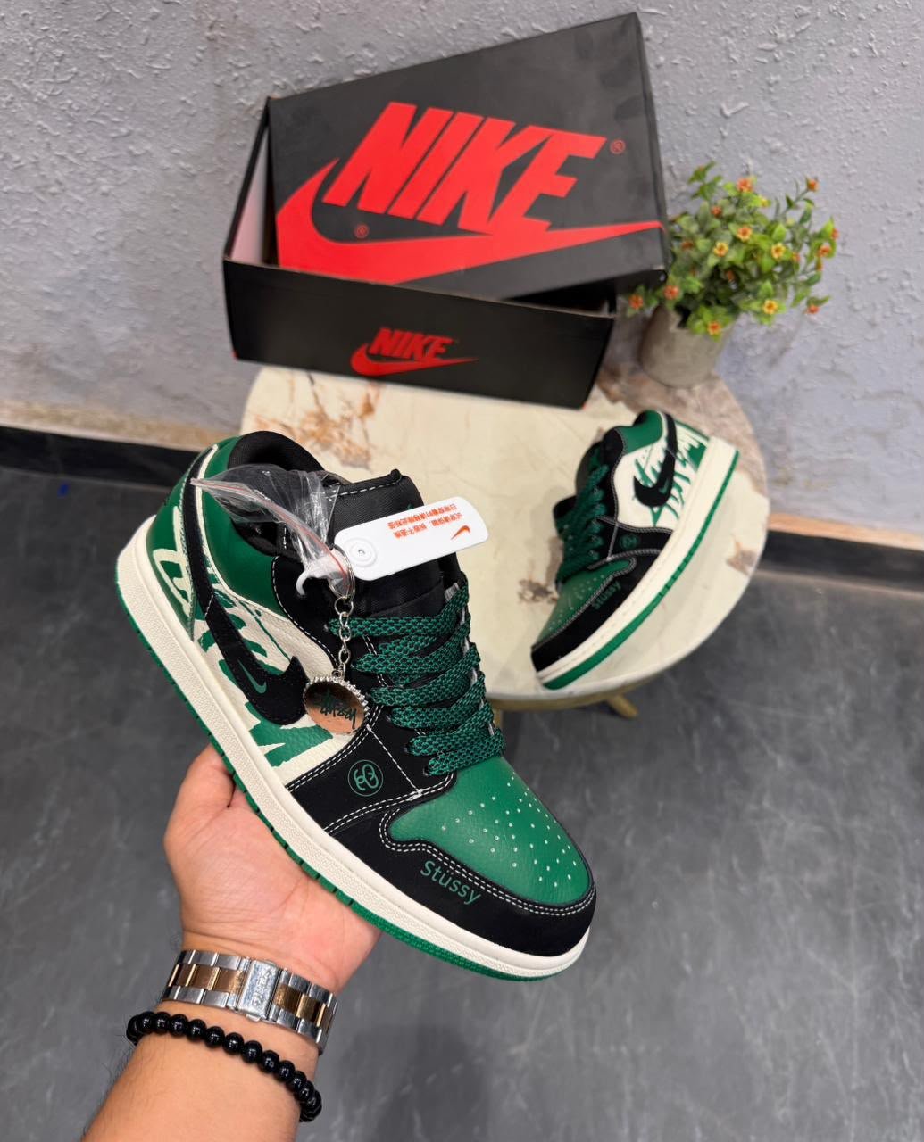Green Low Ankle Sneakers – Premium Comfort & Urban Style