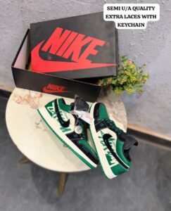 Green Low Ankle Sneakers – Premium Comfort & Urban Style