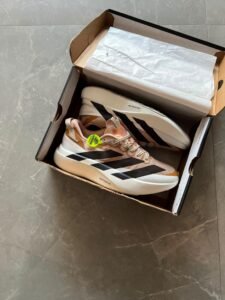 Lightweight Racing Sneakers – Premium Comfort & Speed Inspired Style