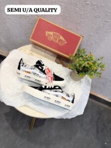 Limited Edition Skate Sneakers – Premium Comfort & Collector Style