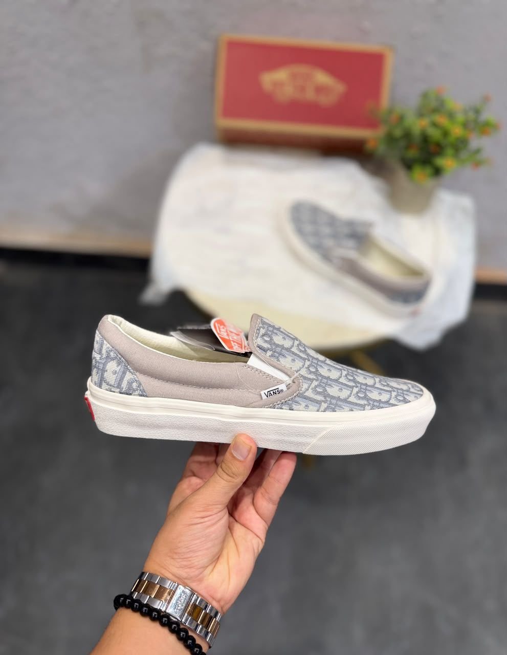 Luxury Canvas Slip-On Sneakers – Premium Comfort & Effortless Style