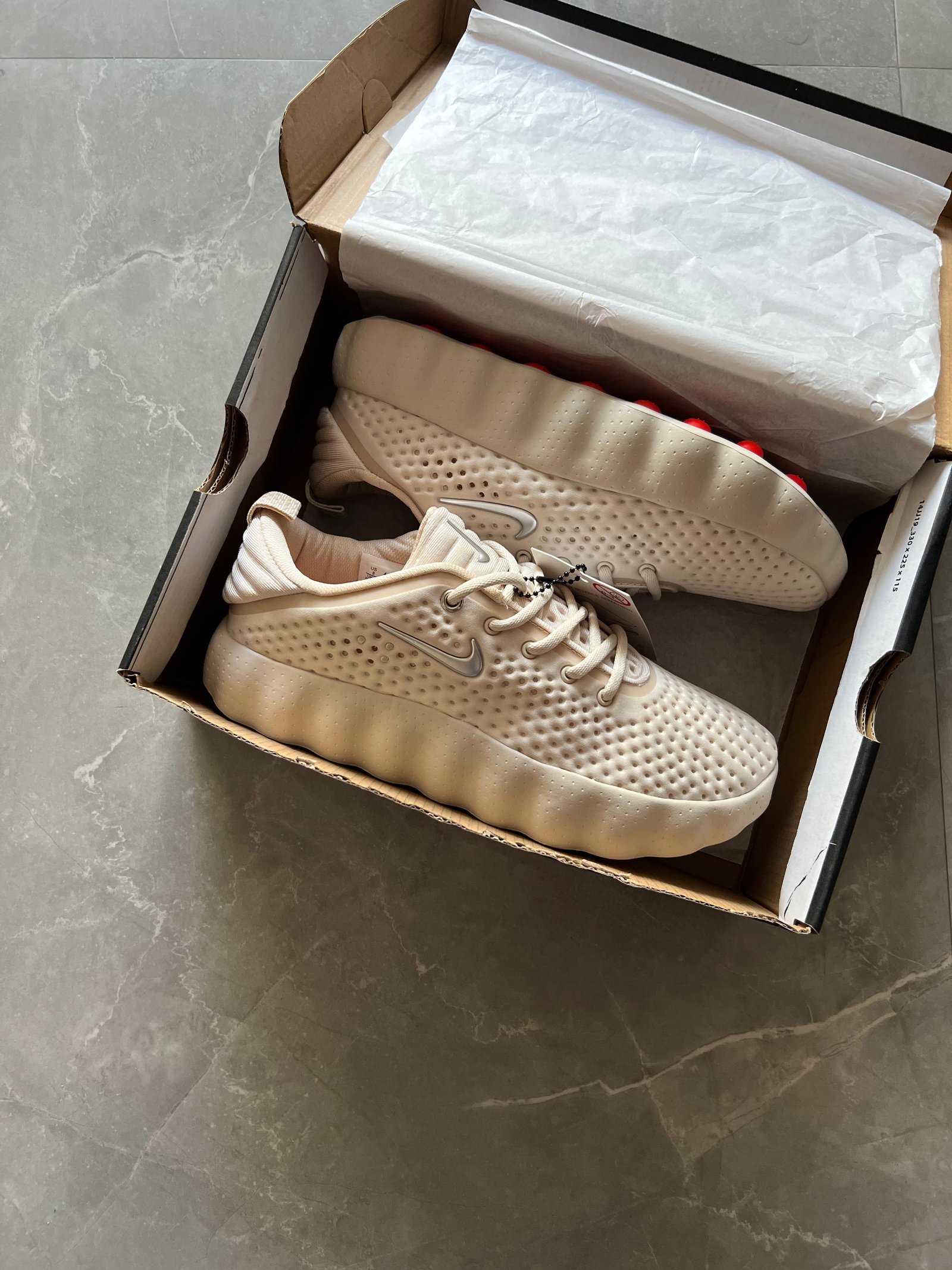 Modern Lifestyle Sneakers – Premium Comfort & Everyday Style