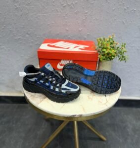 Obsidian Performance Trainers – Premium Comfort & Deep-Tone Style