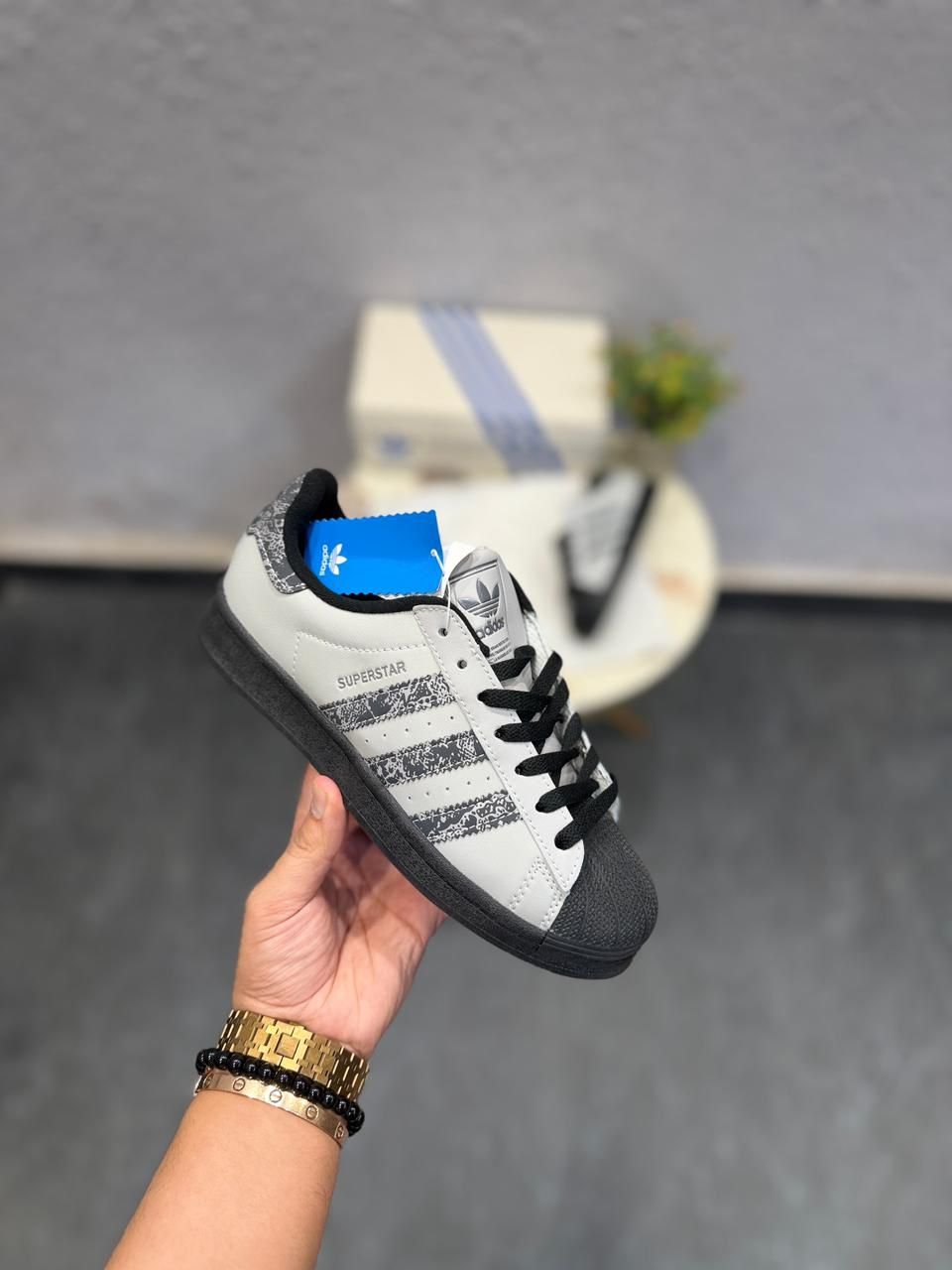 Paisley Pattern Lifestyle Sneakers – Premium Comfort & Heritage Street Style