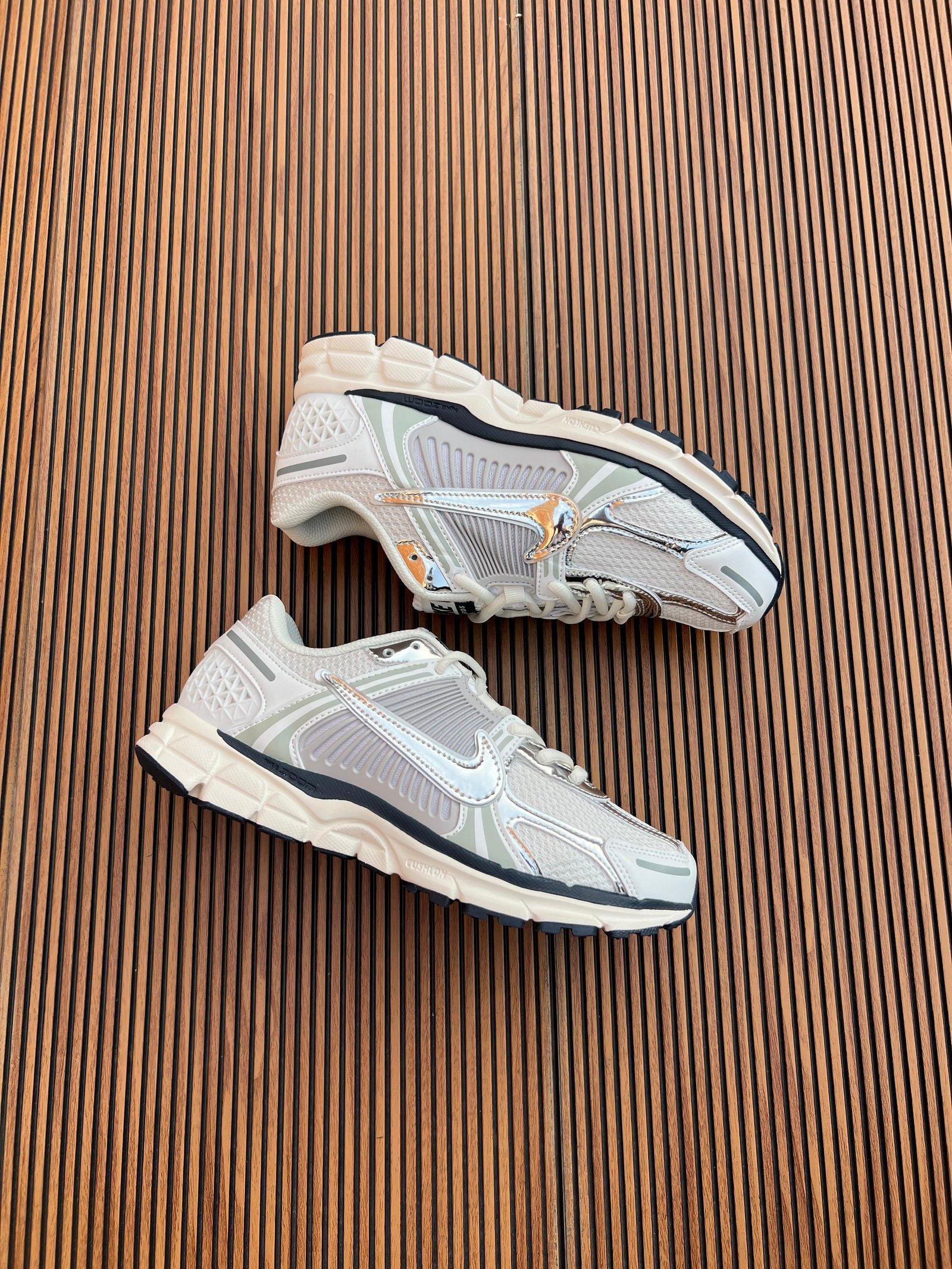 Premium Running Sneakers – Premium Comfort & Trendy Design