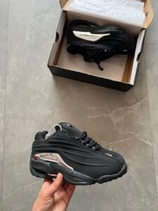 Premium Streetwear Sneakers – Premium Comfort & Trendy Design