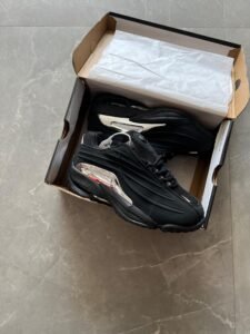 Premium Streetwear Sneakers – Premium Comfort & Trendy Design