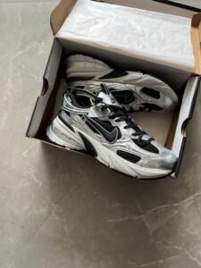 Silver Black Running Sneakers – Lightweight Comfort & Modern Performance