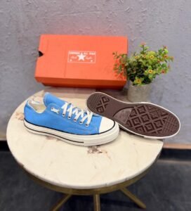 Sky Blue Low Top Sneakers – Fresh Style & Everyday Comfort