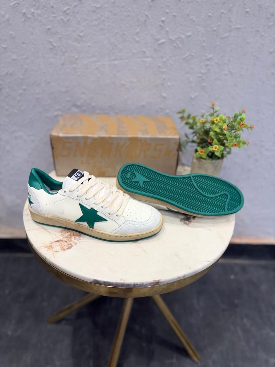 Vintage Star Lifestyle Sneakers – Premium Comfort & Luxury Casual Style
