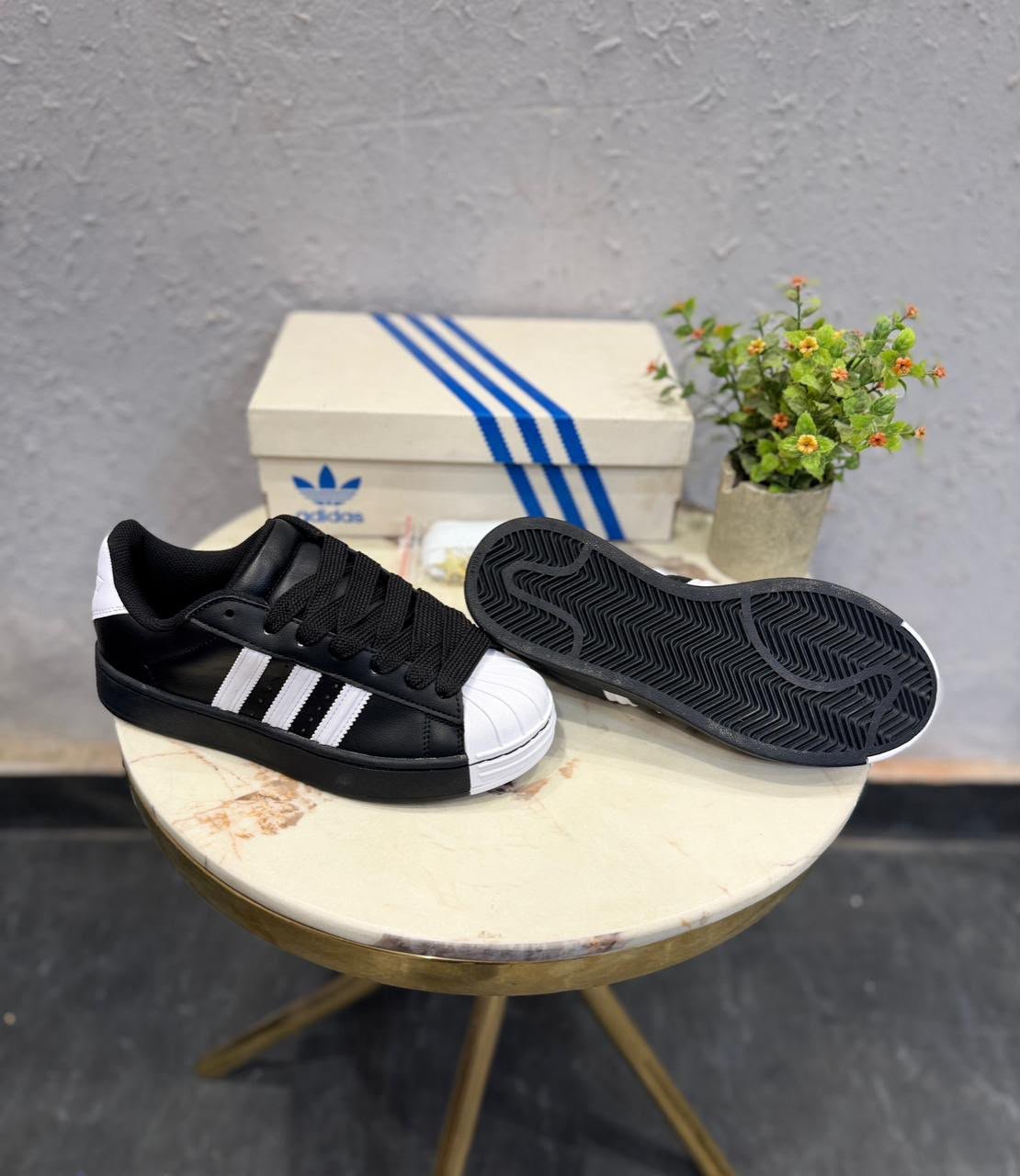 Classic White Black Lifestyle Sneakers – Premium Heritage Edition