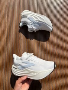 Max Cushion Running Shoes – Premium Comfort for Everyday Performance