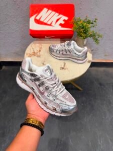 P-6000 Trainer Metallic Wine Swoosh Sneakers – Premium Lifestyle Edition (3)