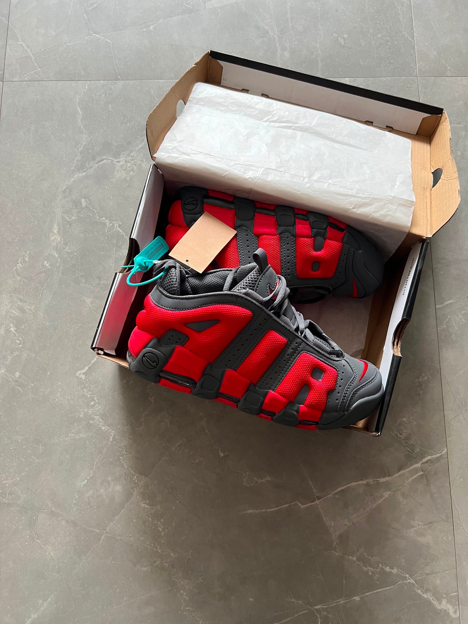 Premium Basketball Lifestyle Sneakers – Lightweight Everyday Comfort