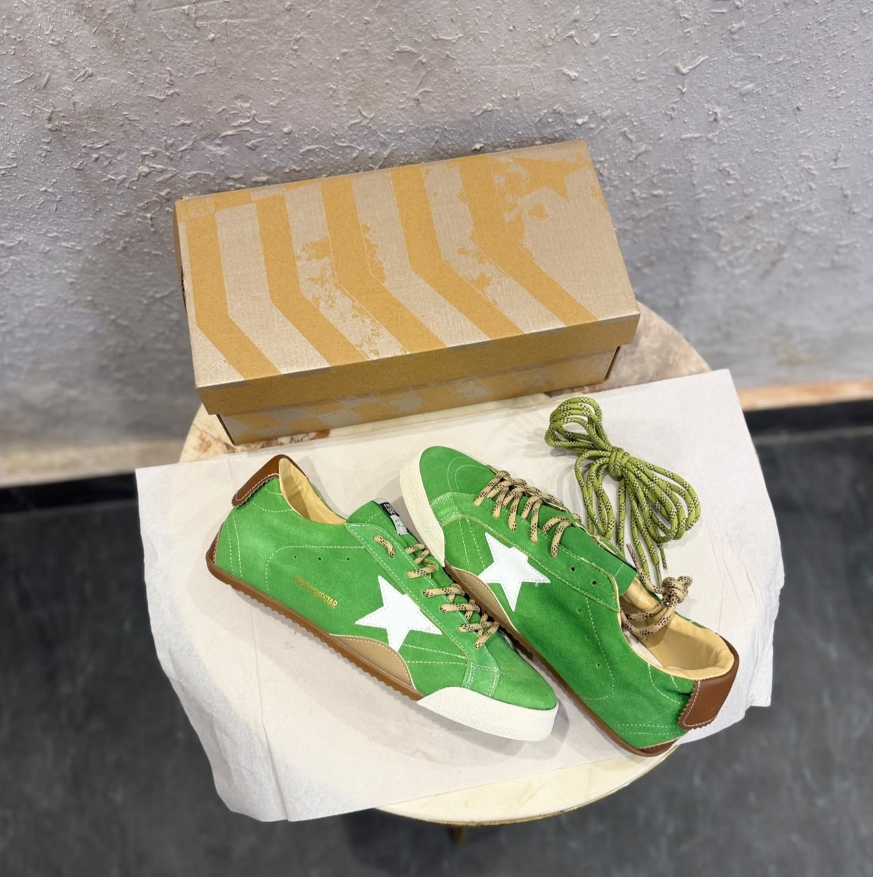 Premium Green Leather Lifestyle Sneakers – Heritage Edition (4)