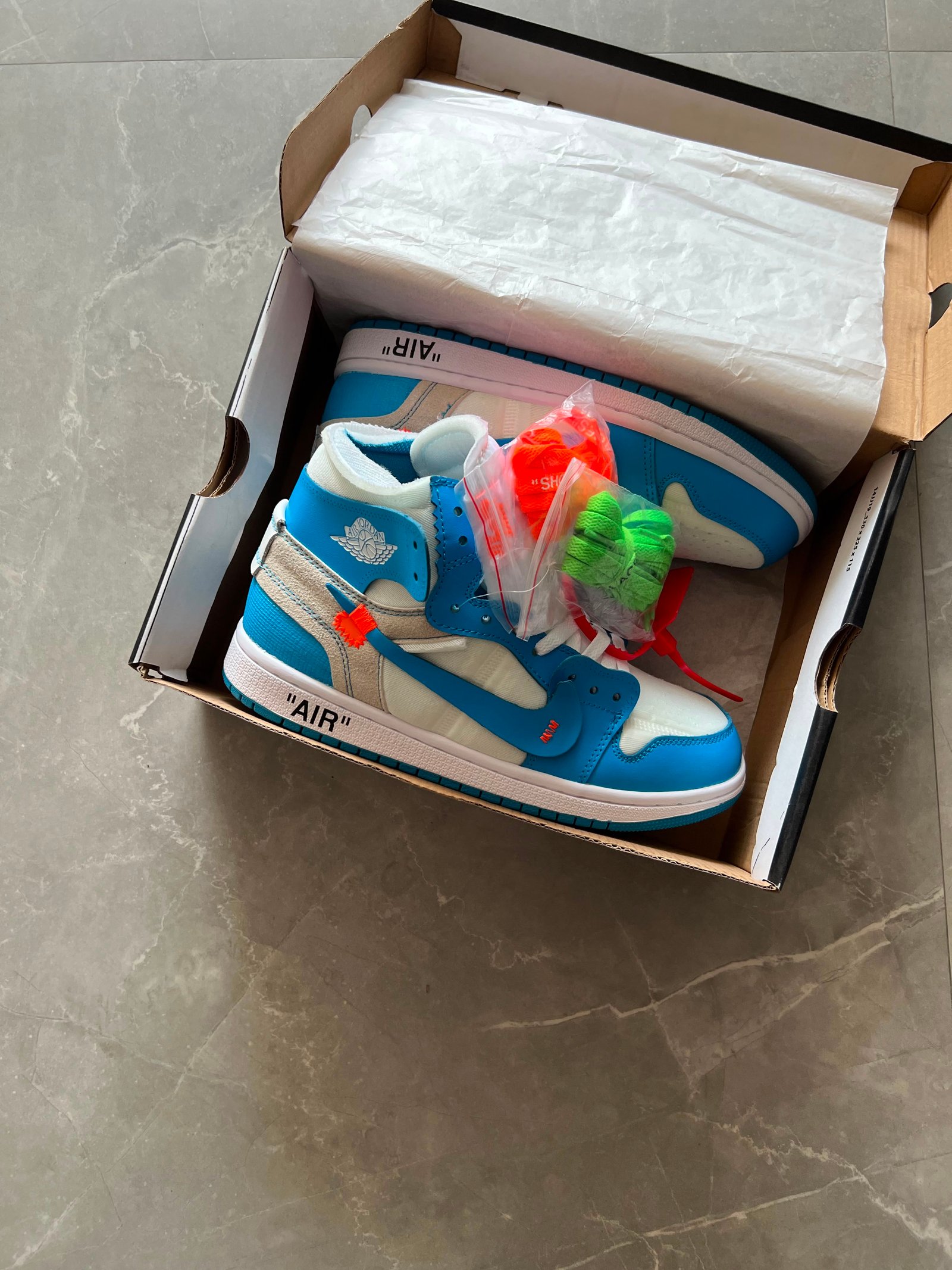 Premium Leather High-Top Sneakers – Everyday Streetwear Edition (2) Premium Leather High-Top Sneakers – Everyday Streetwear Edition